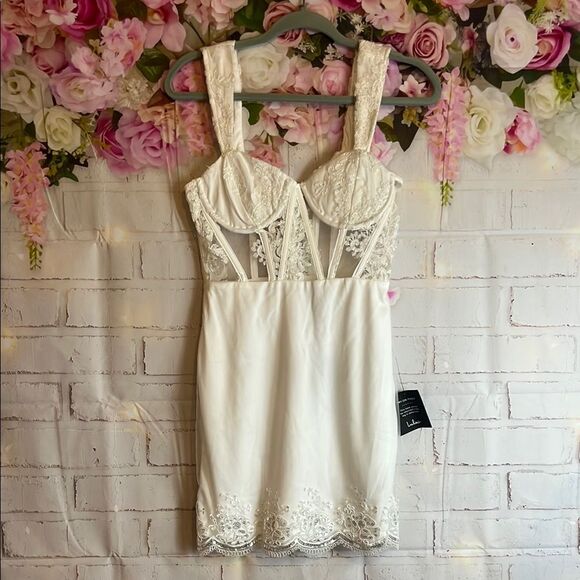 Coveted Delight White Sequin Mesh Embroidered Bustier Mini Dress Xs - Picture 4 of 12